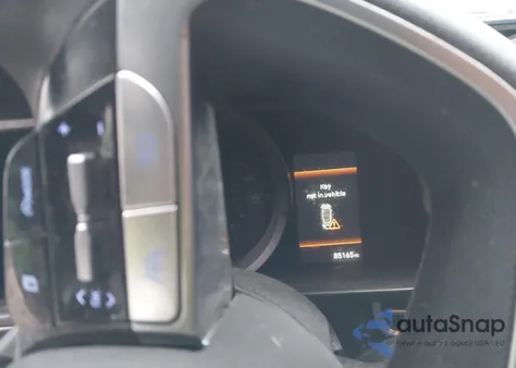 2022 Hyundai Elantra Sel z USA, uszkodzony, nr VIN 5NPLM4AGXNH056431